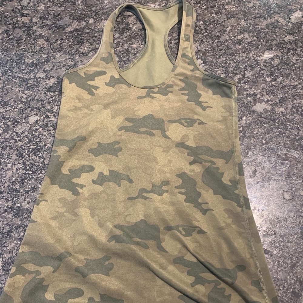 Lululemon cool racer